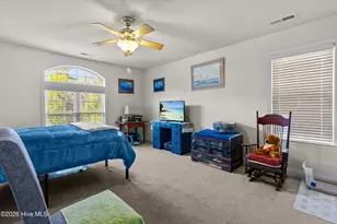 5505 Blackbeard Ln, New Bern, NC 28560 - Photo 10