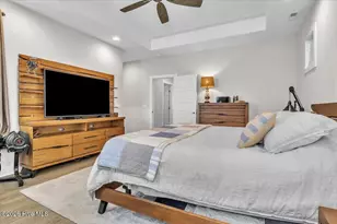 305 Ivy Ln, Carolina Beach, NC 28428 - Photo 26