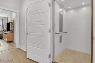 305 Ivy Ln, Carolina Beach, NC 28428 - Photo 22