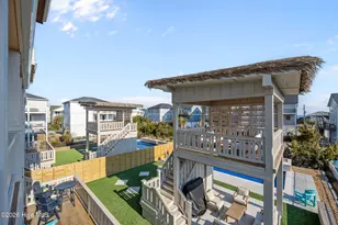 608 S Topsail Dr, Surf City, NC 28445 - Photo 44