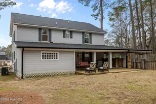 410 Coharie Dr, Clinton, NC 28328 - Photo 8