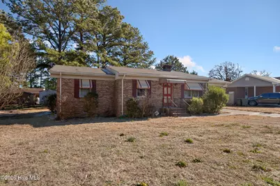 1911 Lenoir Drive E, Wilson, NC 27893 - Photo 2