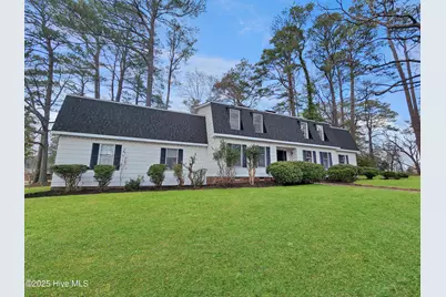 203 Crescent Drive, Windsor, NC 27983 - Photo 1