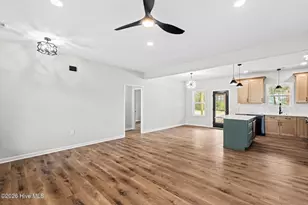 408 Wade Dr, Richlands, NC 28574 - Photo 6