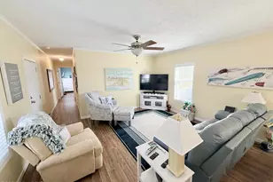 201 Live Oak Dr, Cape Carteret, NC 28584 - Photo 4
