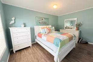 201 Live Oak Dr, Cape Carteret, NC 28584 - Photo 18