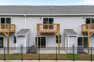 217 Sandy Cv Ln, Sneads Ferry, NC 28460 - Photo 4