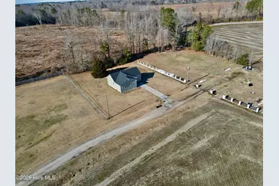 303 Roberson Drive, Williamston, NC 27892 - Photo 6