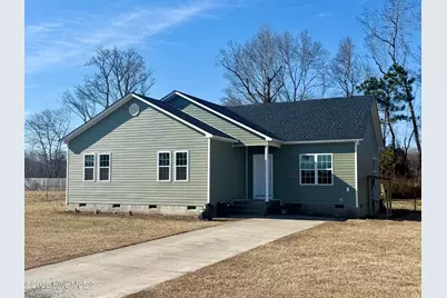 303 Roberson Drive, Williamston, NC 27892 - Photo 14
