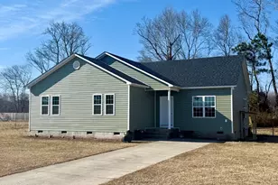 303 Roberson Dr, Williamston, NC 27892 - Photo 14