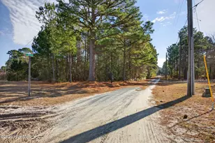 413-421 Buds Ln, Hampstead, NC 28443 - Photo 26