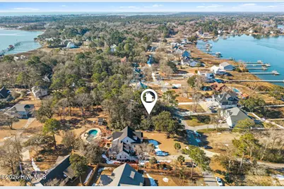 814 Chadwick Shores Drive, Sneads Ferry, NC 28460 - Photo 8