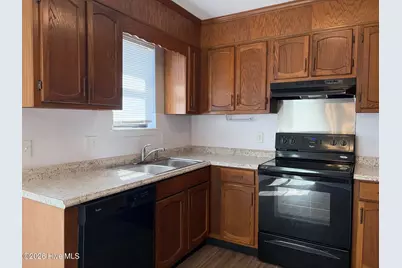 19 Upton Court, Greenville, NC 27858 - Photo 10