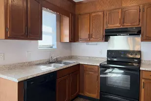 19 Upton Ct, Greenville, NC 27858 - Photo 10