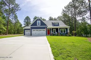 125 Lancashire Ln, Seven Lakes, NC 27376 - Photo 4