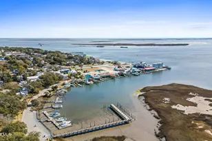 510 W St George St, Southport, NC 28461 - Photo 28