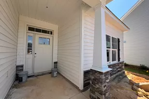 237 Rough Rdg Trl, Aberdeen, NC 28315 - Photo 4
