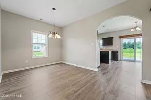 407 S Bluff Cir, Jacksonville, NC 28540 - Photo 10