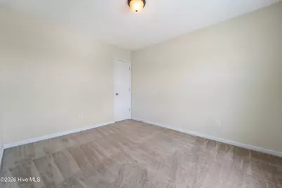 407 S Bluff Circle, Jacksonville, NC 28540 - Photo 22