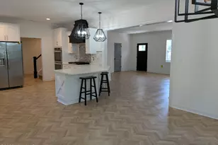 30160 W Lake Dr, Wagram, NC 28396 - Photo 12
