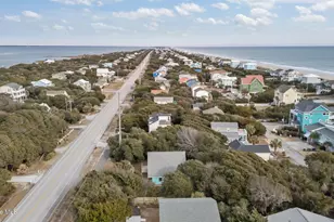 5713 Emerald Dr, Emerald Isle, NC 28594 - Photo 32