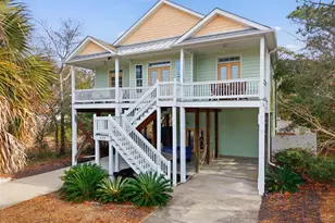 122 NE 12th St, Oak Island, NC 28465 - Photo 1