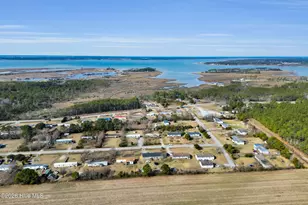 105 Gosling Ln, Beaufort, NC 28516 - Photo 2