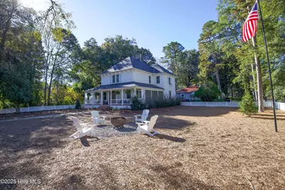 280 W Connecticut Avenue, Southern Pines, NC 28387 - Photo 12