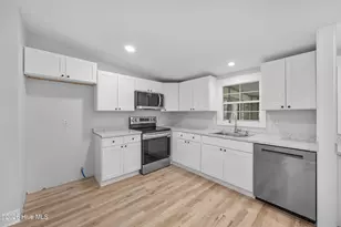 814 Wildwood Cir, Hampstead, NC 28443 - Photo 22