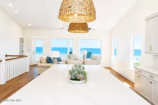 673 Ocean Blvd W, Holden Beach, NC 28462 - Photo 10