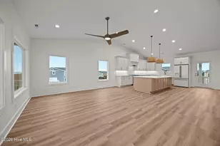 673 Ocean Blvd W, Holden Beach, NC 28462 - Photo 24