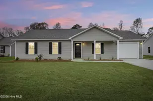 506 Hadnot Ave, Maysville, NC 28555 - Photo 2