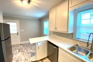 1710 S Elm St, Greenville, NC 27858 - Photo 6