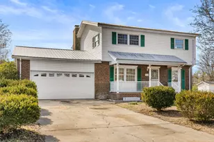 422 Thomas Dr, Jacksonville, NC 28546 - Photo 2