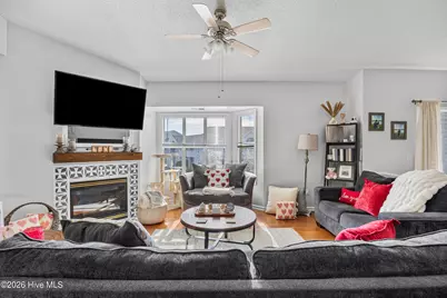 4138 Breezewood Drive #Apt 201, Wilmington, NC 28412 - Photo 12