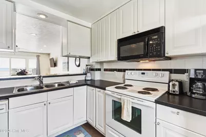 1704 Sand Dollar Court, Kure Beach, NC 28449 - Photo 6