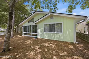 119 McGinnis Dr, Pine Knoll Shores, NC 28512 - Photo 50