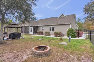 2000 Southport Ln, Southport, NC 28461 - Photo 32