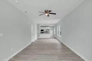 415 Elcinoca Dr, Elizabeth City, NC 27909 - Photo 4