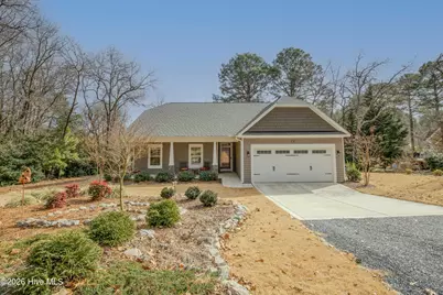 161 Devonshire Avenue W, West End, NC 27376 - Photo 1