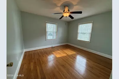 830 W Covington Street, Laurinburg, NC 28352 - Photo 16