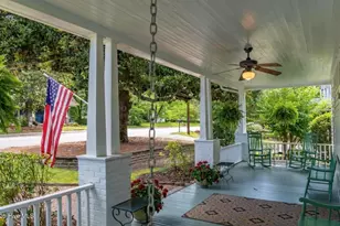 303 McReynolds St, Carthage, NC 28327 - Photo 4