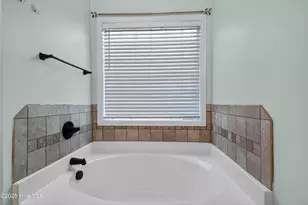 117 Cedar Ridge Dr, Maysville, NC 28555 - Photo 18