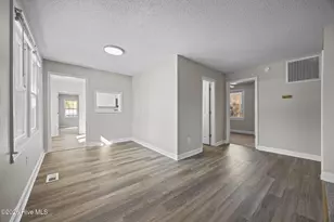 21 East Dr, Jacksonville, NC 28546 - Photo 10