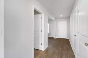 446 Driftwood Dr, Richlands, NC 28574 - Photo 4