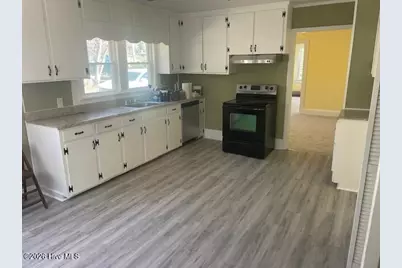 203 Allen Street, Elizabethtown, NC 28337 - Photo 10