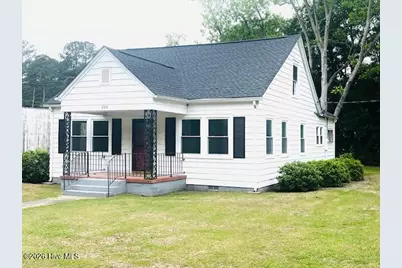 203 Allen Street, Elizabethtown, NC 28337 - Photo 1