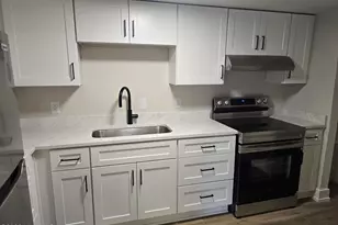 500 Umstead Dr, Chapel Hill, NC 27516 - Photo 14
