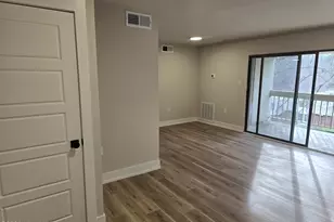 500 Umstead Dr, Chapel Hill, NC 27516 - Photo 10