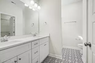 1709 Elizabeth Dr, Kinston, NC 28504 - Photo 16